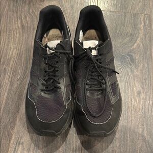 Adidas Black Sneakers with Cushioned Soles size 9.5 7:22